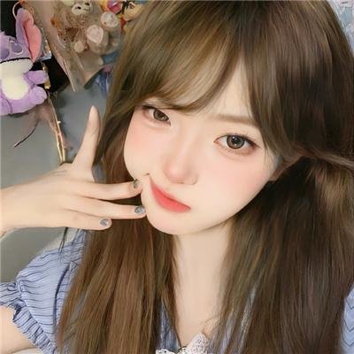着牛仔裤的钟馗